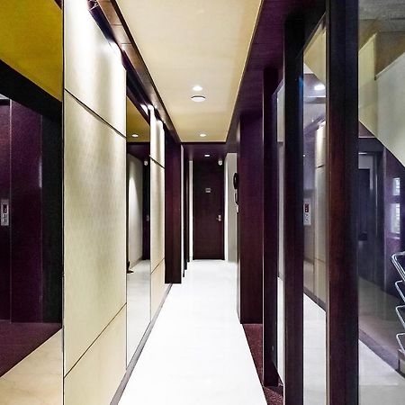 Fabhotel Eros 211 - Nr Sreebhumi Calcutta Exteriör bild
