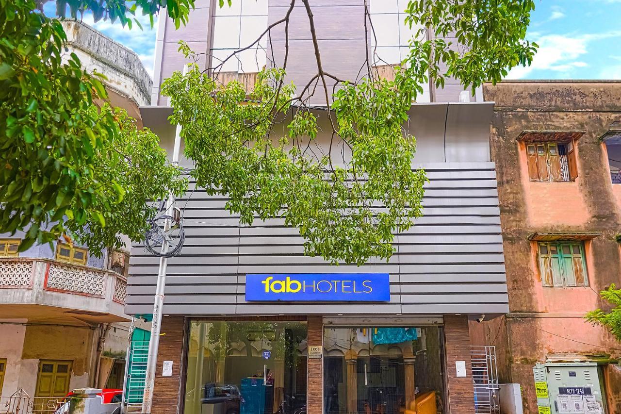 Fabhotel Eros 211 - Nr Sreebhumi Calcutta Exteriör bild
