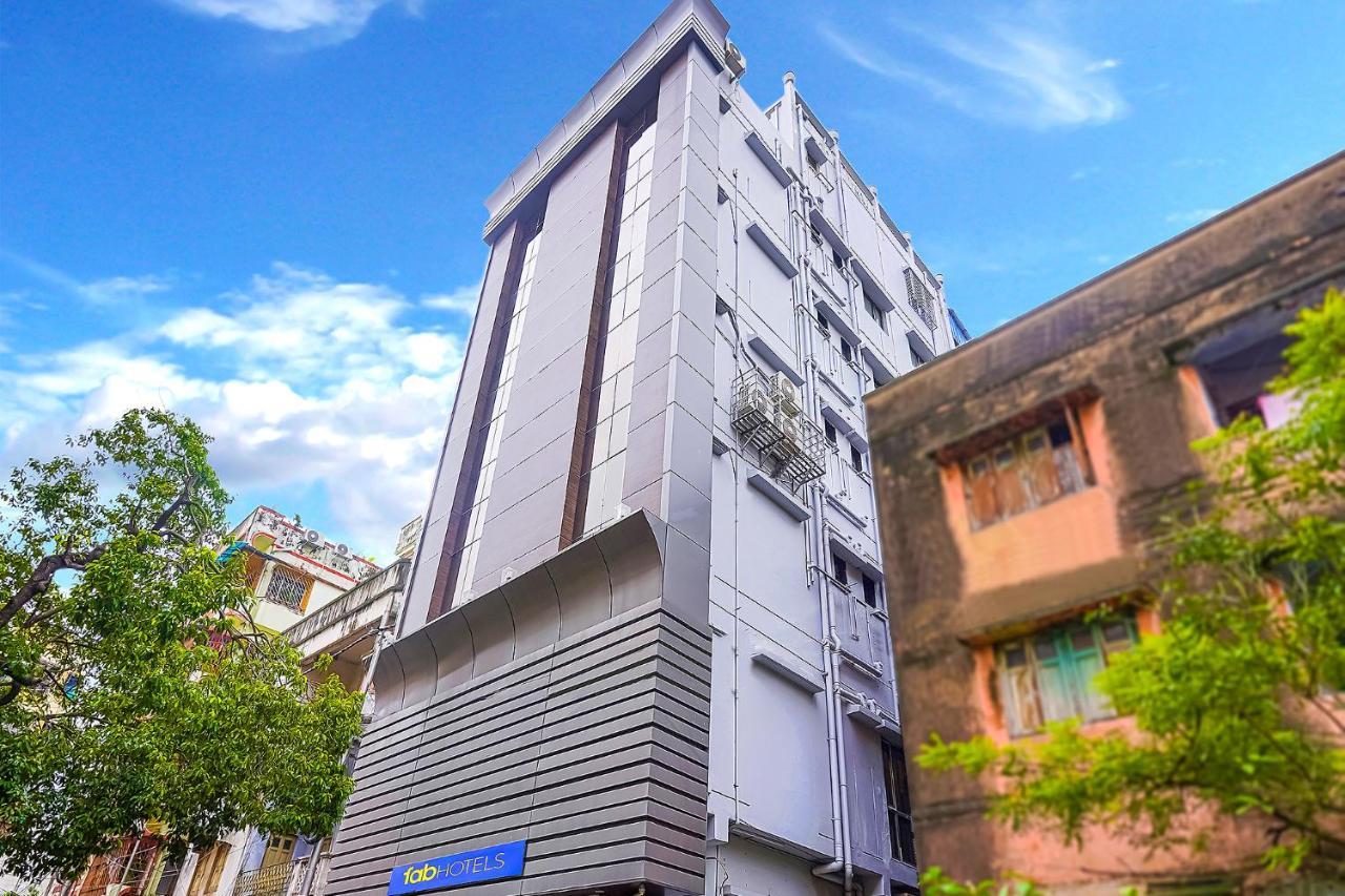 Fabhotel Eros 211 - Nr Sreebhumi Calcutta Exteriör bild